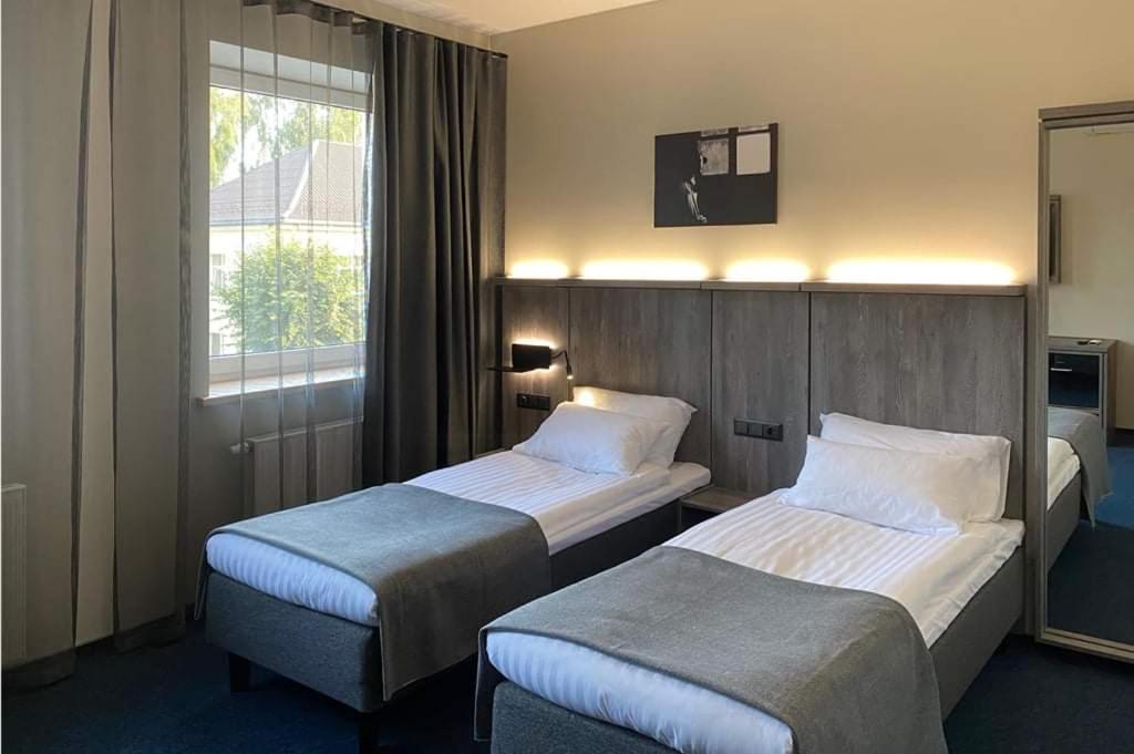 Brut Wine Hotel 扎拉赛 外观 照片